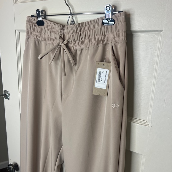 Albion Fit Audrey Trouser – Cobblestone | Wide Leg | NWT - Picture 4 of 5